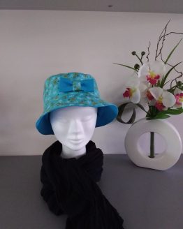 chapeau bleu 1